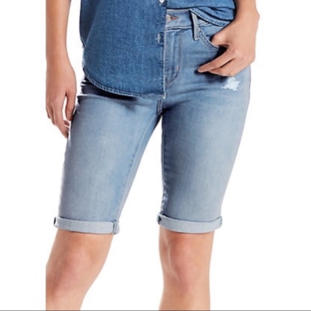 Levi's Classic Bermuda Shorts